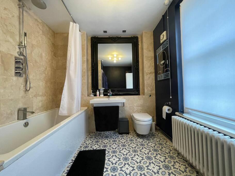 Gorgeous 2 Bedroom Edge Of Cabot Circus Apartamento *